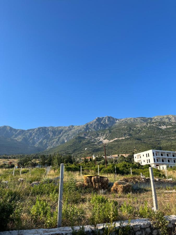 Albanian Garden Hotel Gjilek Kültér fotó